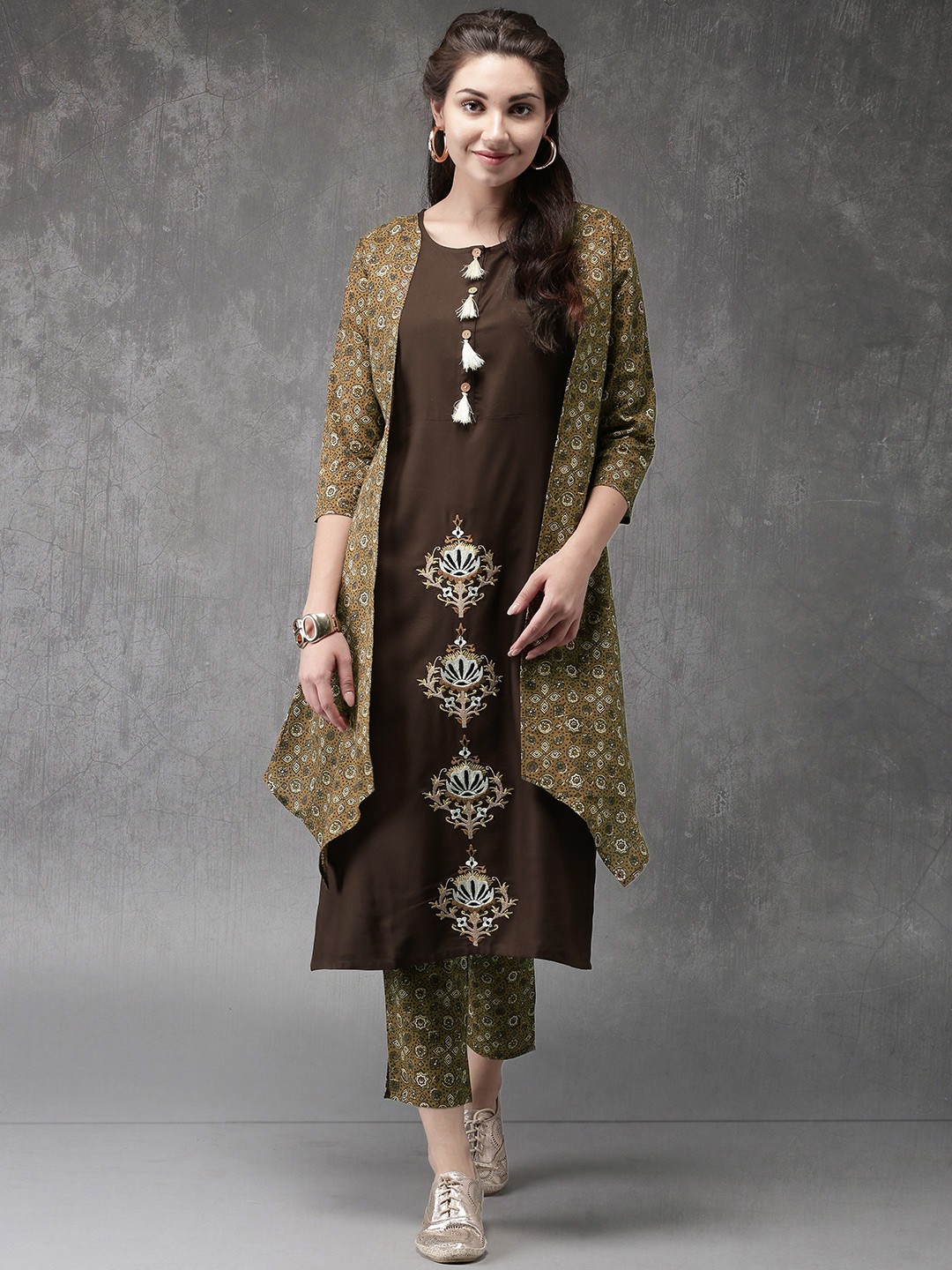 

Anouk Women Olive Green & Brown Embroidered Kurta with Trousers