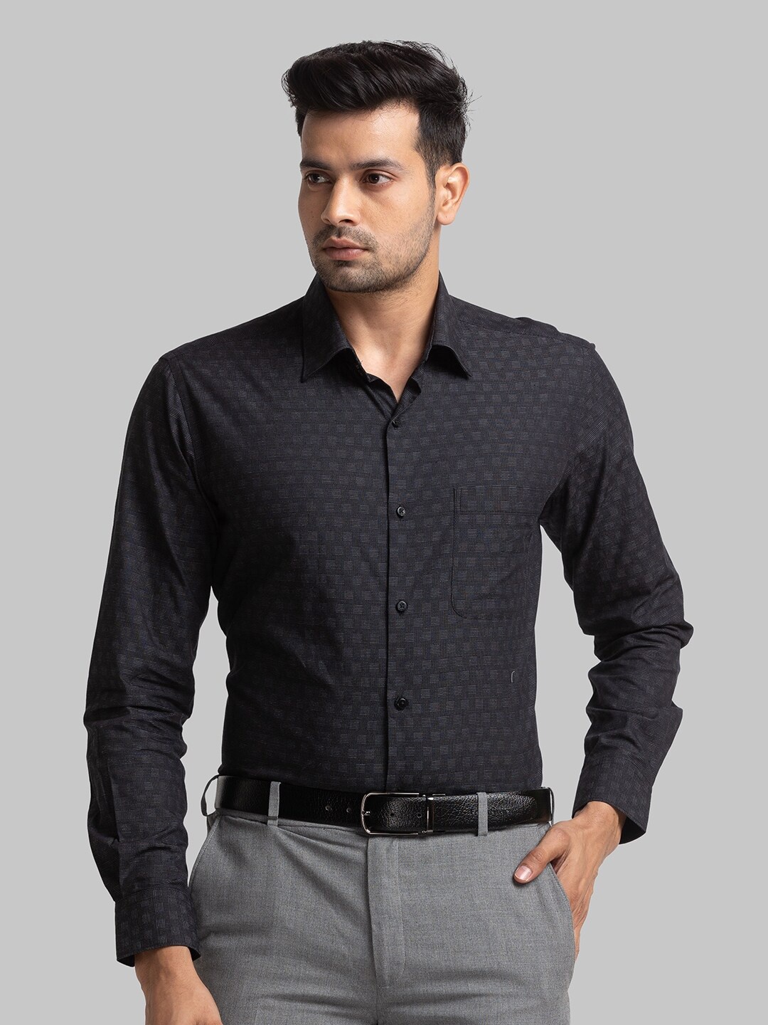 

Raymond Slim Fit Micro Disty Printed Pure Cotton Formal Shirt, Black