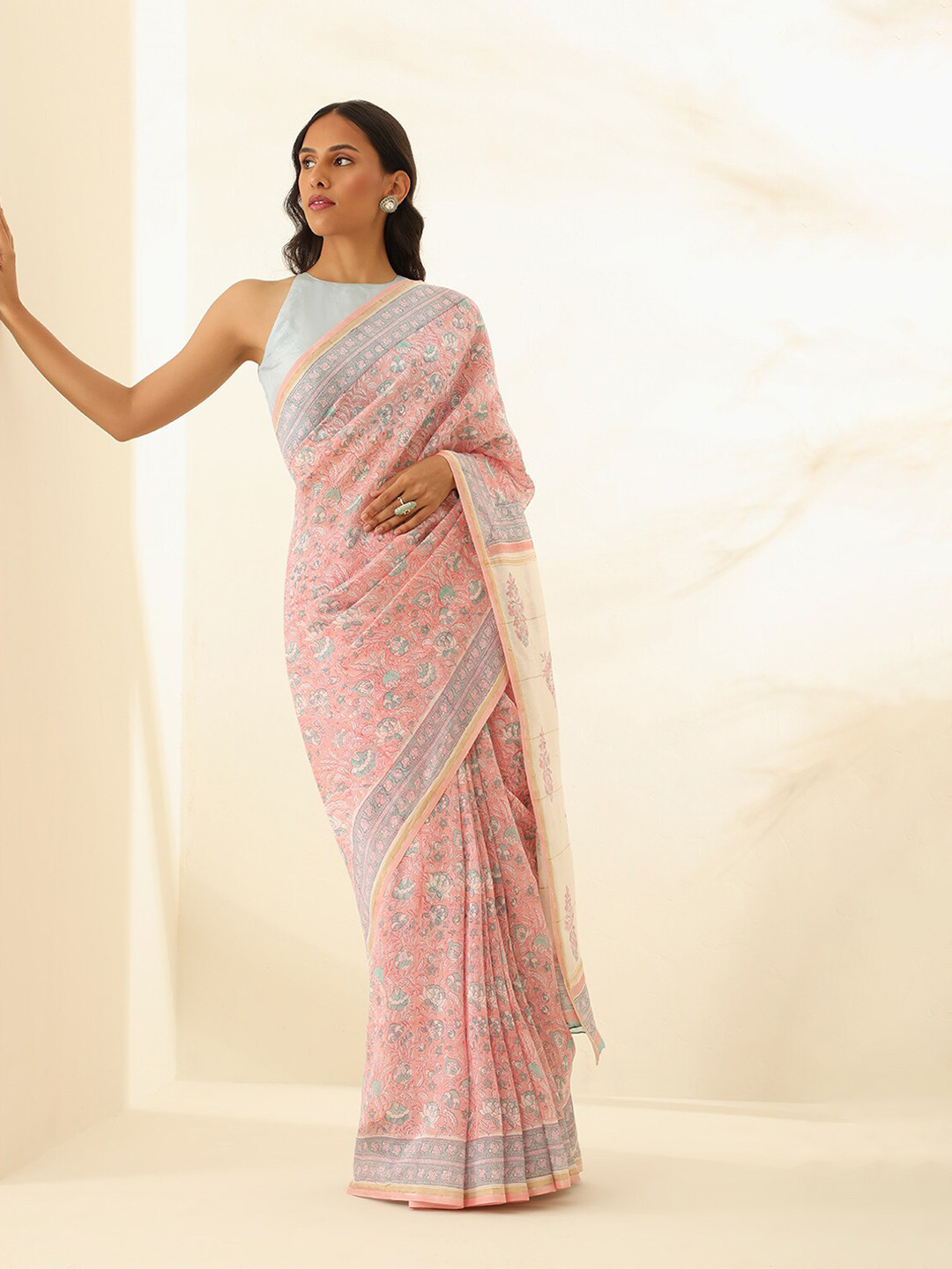 

Taneira Floral Block Printed Silk Cotton Saree, Pink