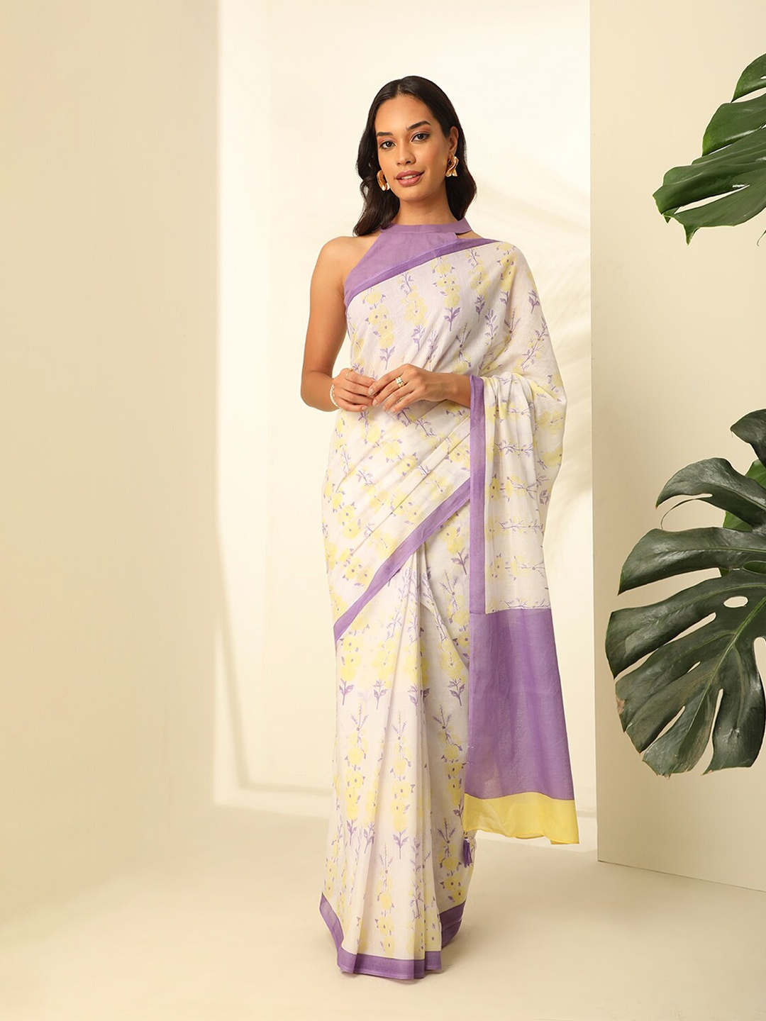 

Taneira Floral Printed Pure Cotton Block Print Saree, Off white