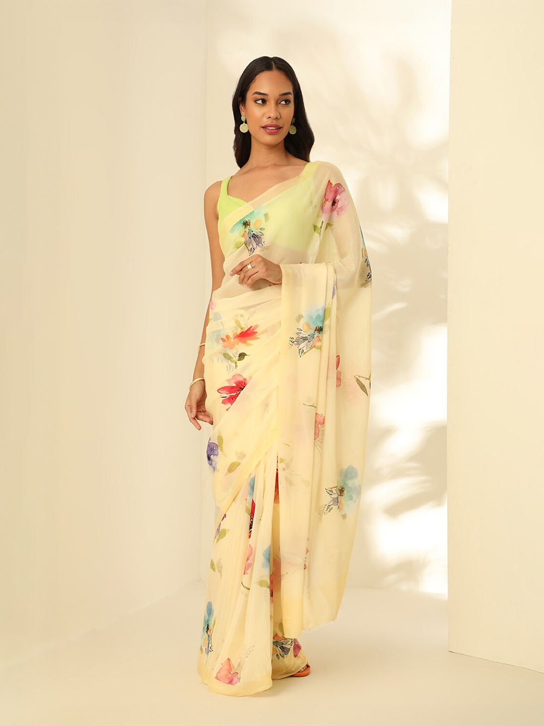 

Taneira Floral Printed Saree, Yellow