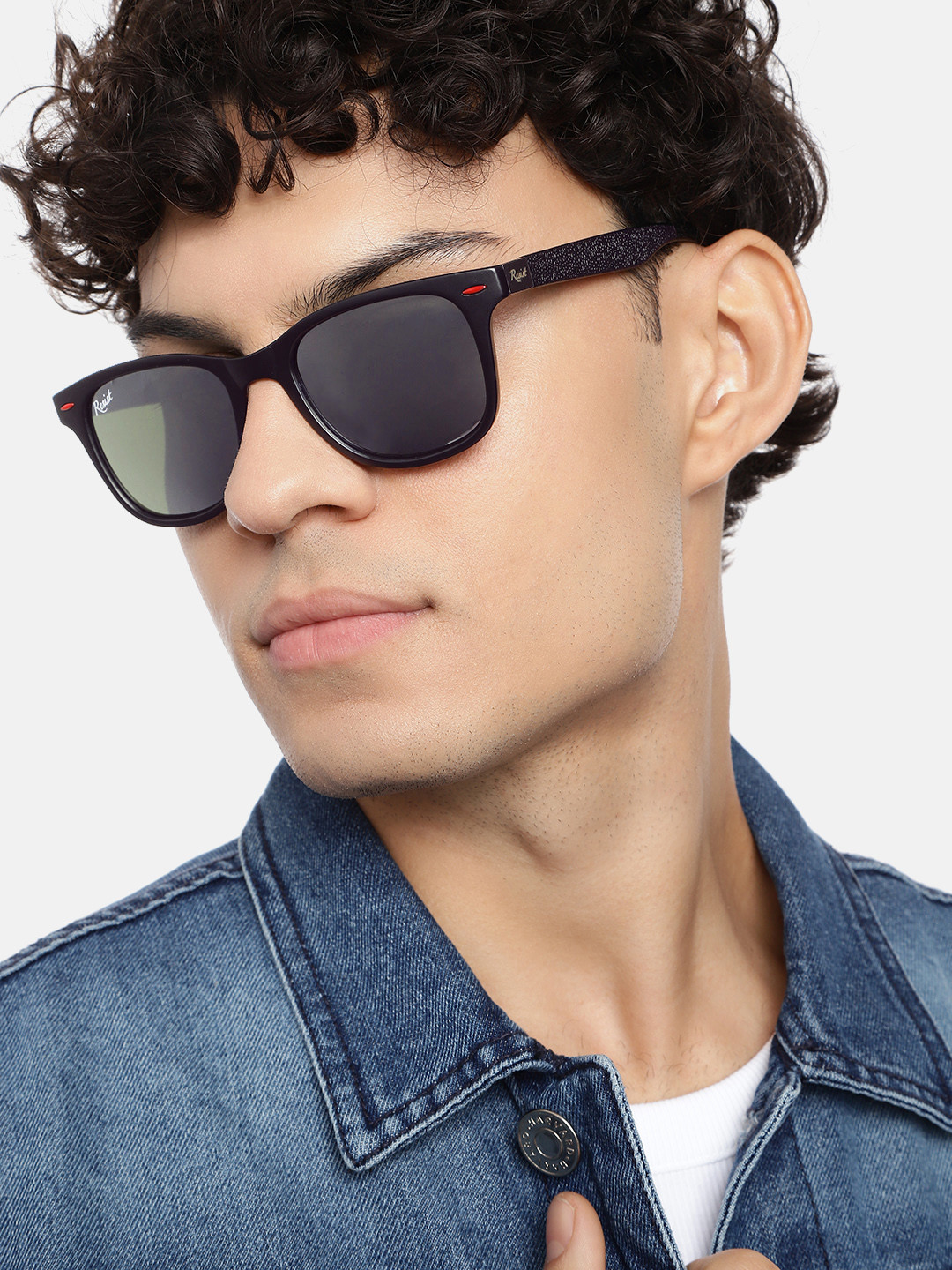

RESIST EYEWEAR Unisex Lens & Wayfarer Sunglasses With UV Protected Lens CHRISTOPHERSILVER, Transparent