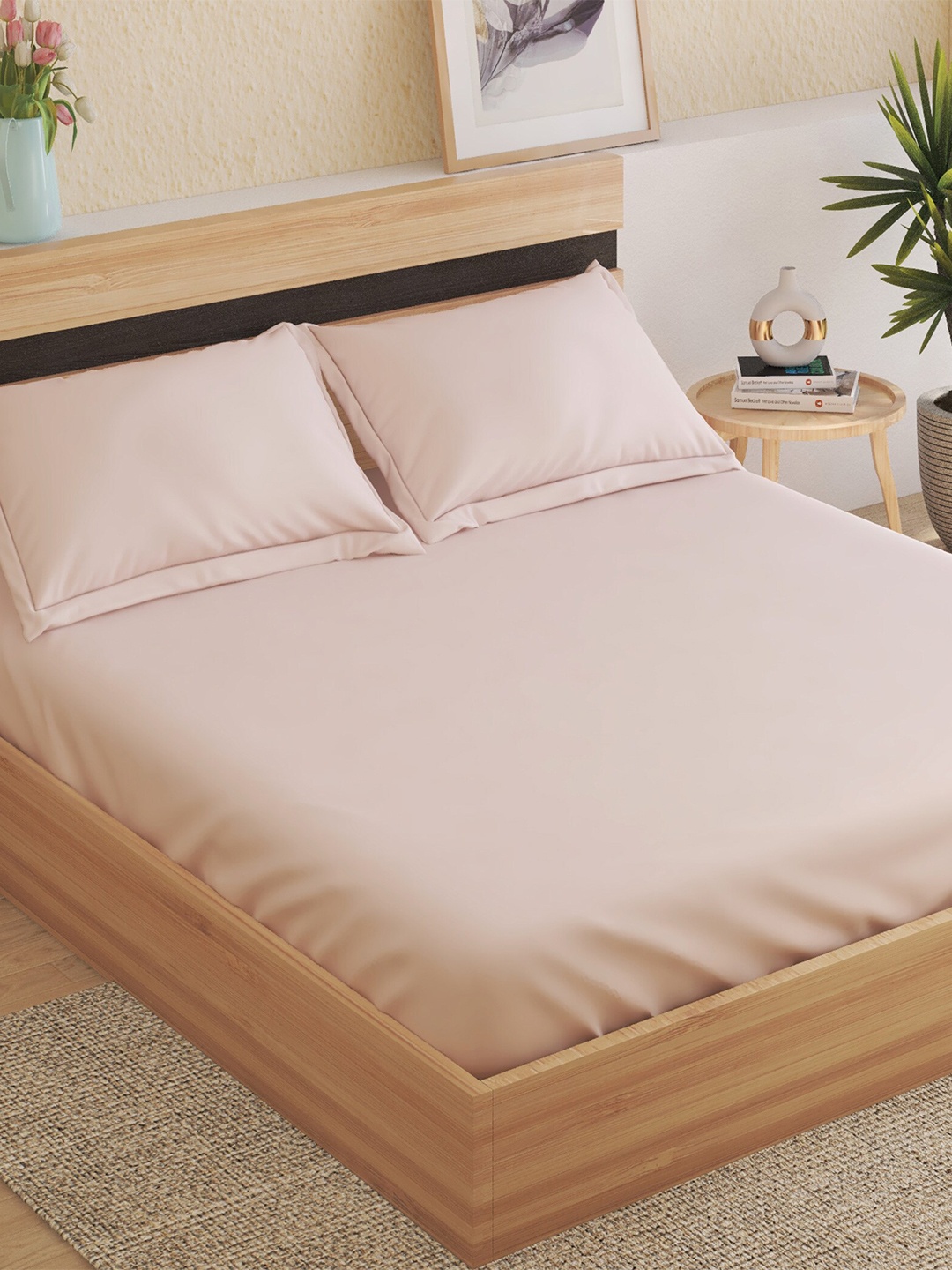 

Home Centre Pink 500 TC Cotton King Bedsheet With 2 Pillow Covers
