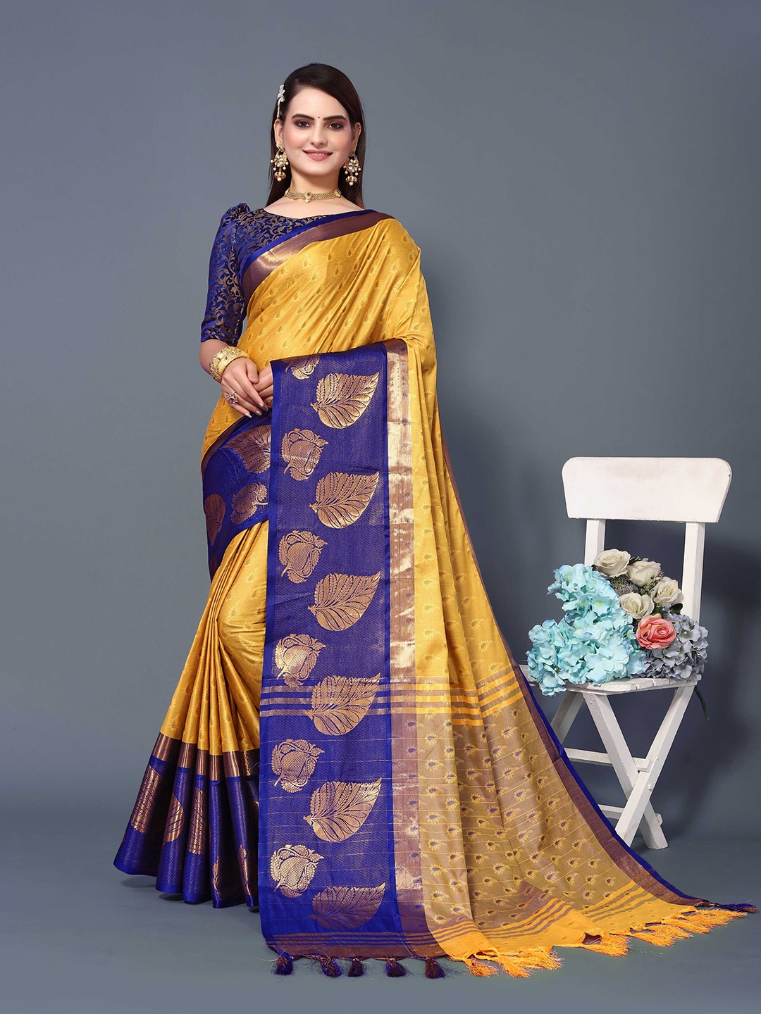 

Mitera Ethnic Motifs Woven Design Zari Silk Cotton Banarasi Saree, Yellow