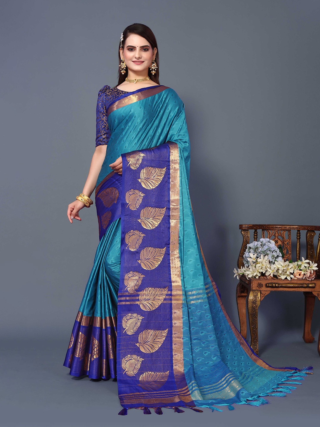 

Mitera Ethnic Motif Woven Design Zari Silk Cotton Banarasi Saree, Blue