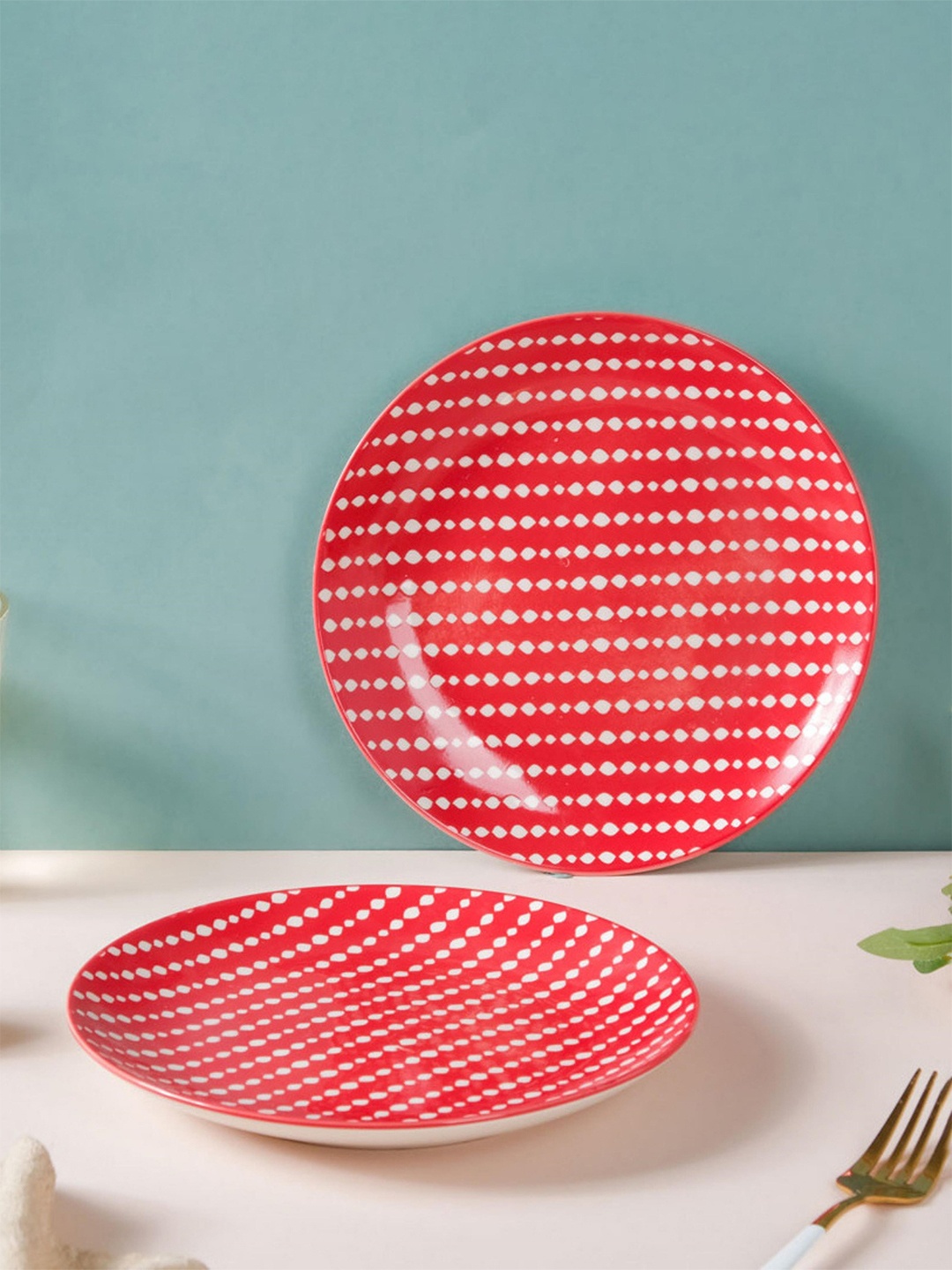 

Nestasia Red & White 2 Pieces Printed Ceramic Glossy Plates