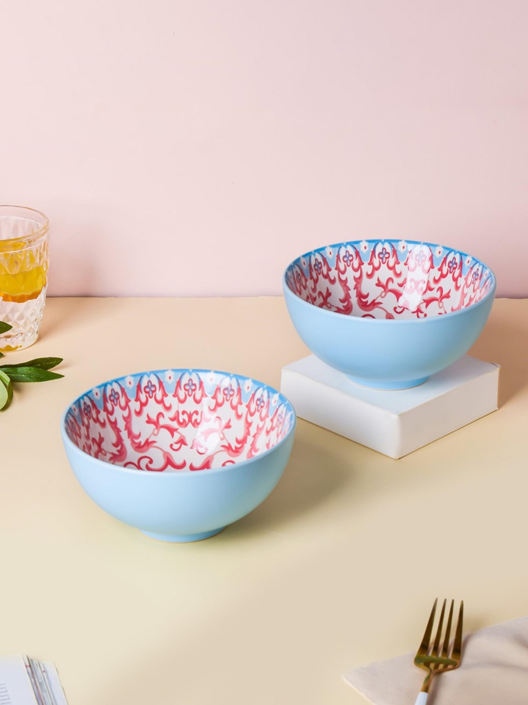 

Nestasia 2 Pieces Blue & Red Ethnic Motifs Printed Ceramic Glossy Bowls - 400 ML