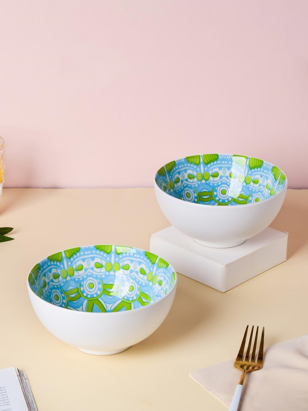 

Nestasia White & Blue 2 Pieces Floral Printed Ceramic Glossy Bowls 400ml Each