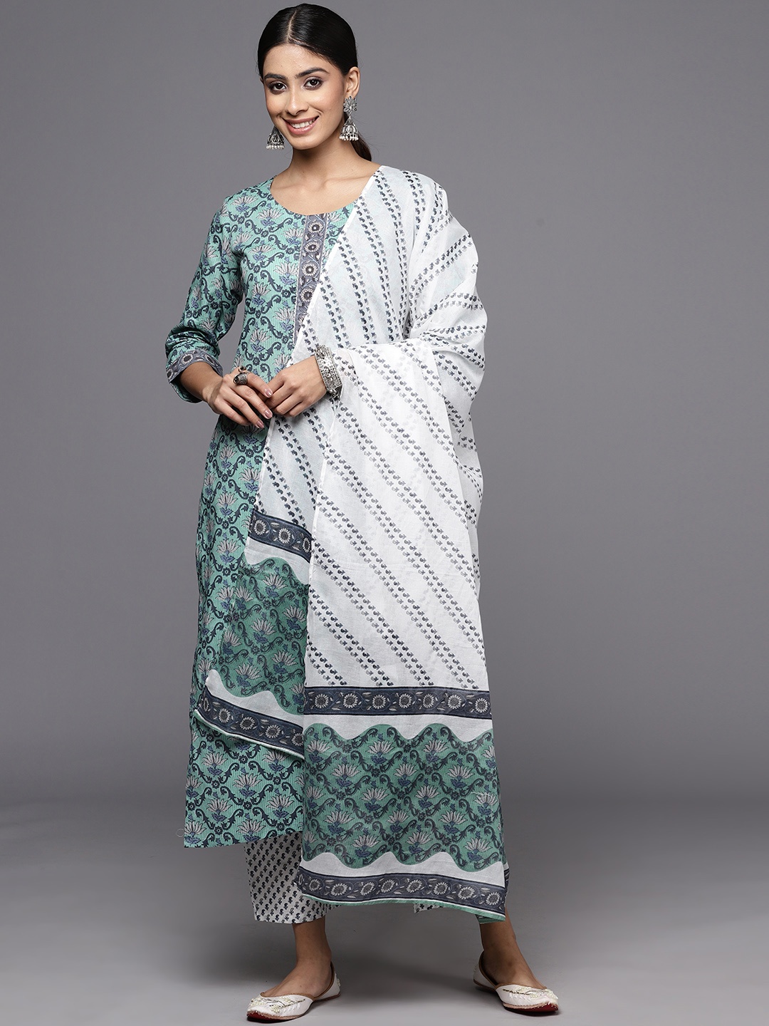 

Libas Women Floral Printed Gotta Patti Pure Cotton Kurta with Trousers & With Dupatta, Green