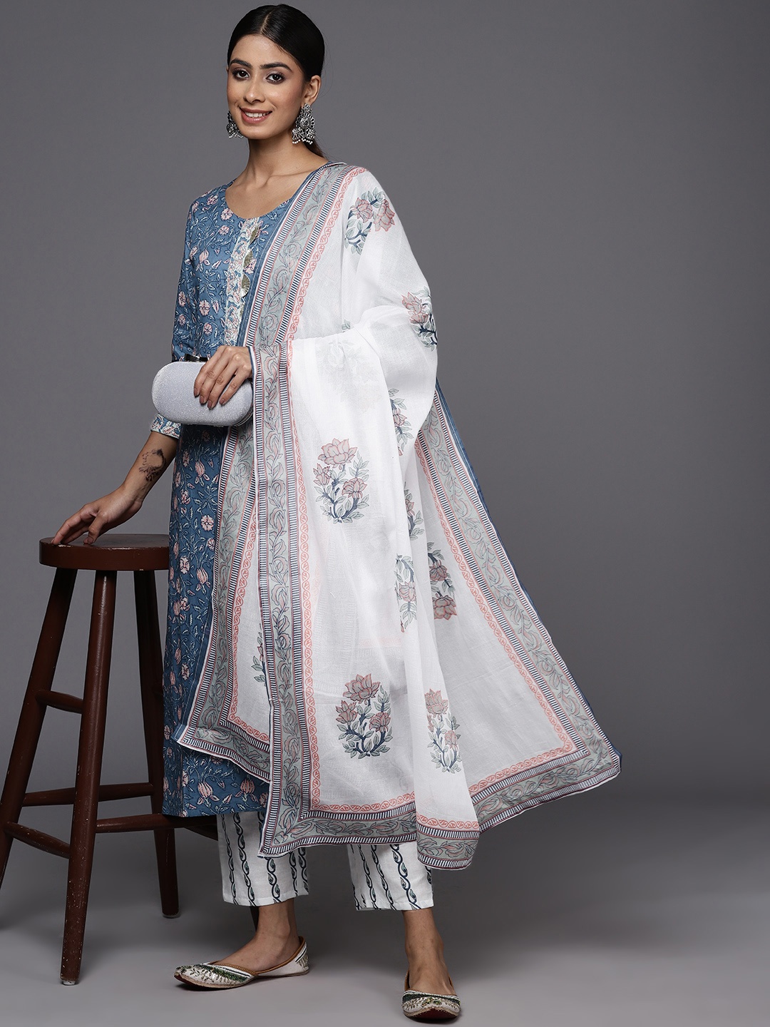 

Libas Women Floral Printed Gotta Patti Pure Cotton Kurta with Trousers & With Dupatta, Blue