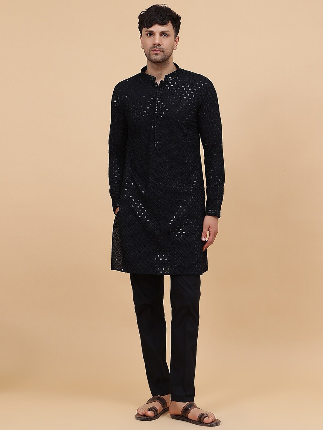 

See Designs Ethnic Motifs Embroidered Regular Sequinned Kurta with Pyjamas, Black