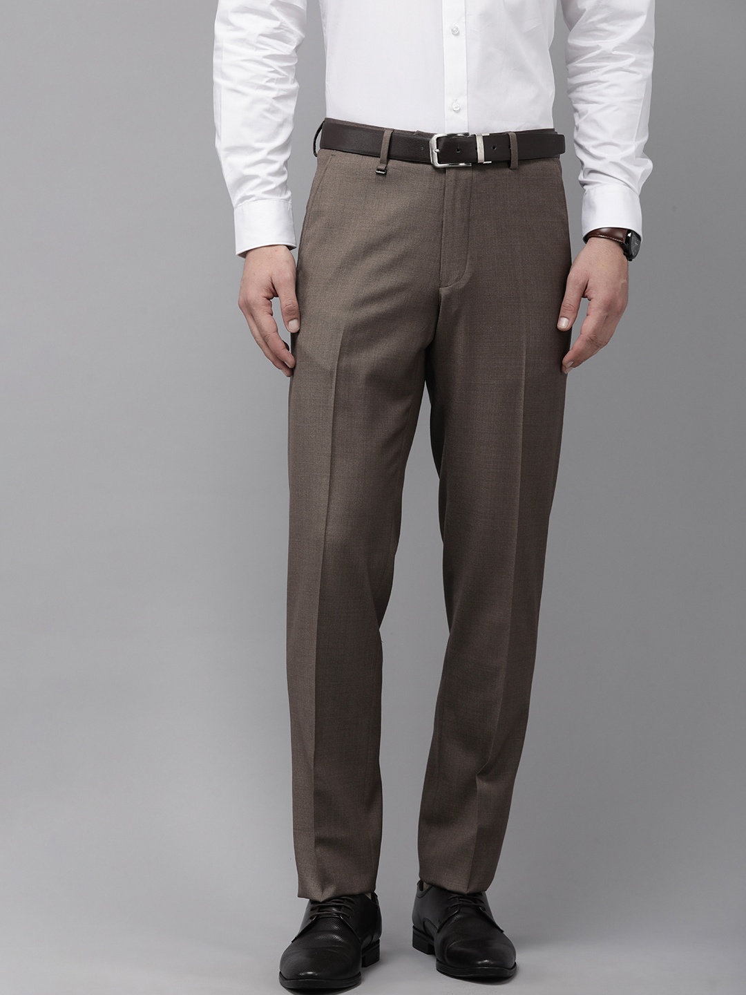 

Van Heusen Men Custom Fit Formal Trousers, Brown