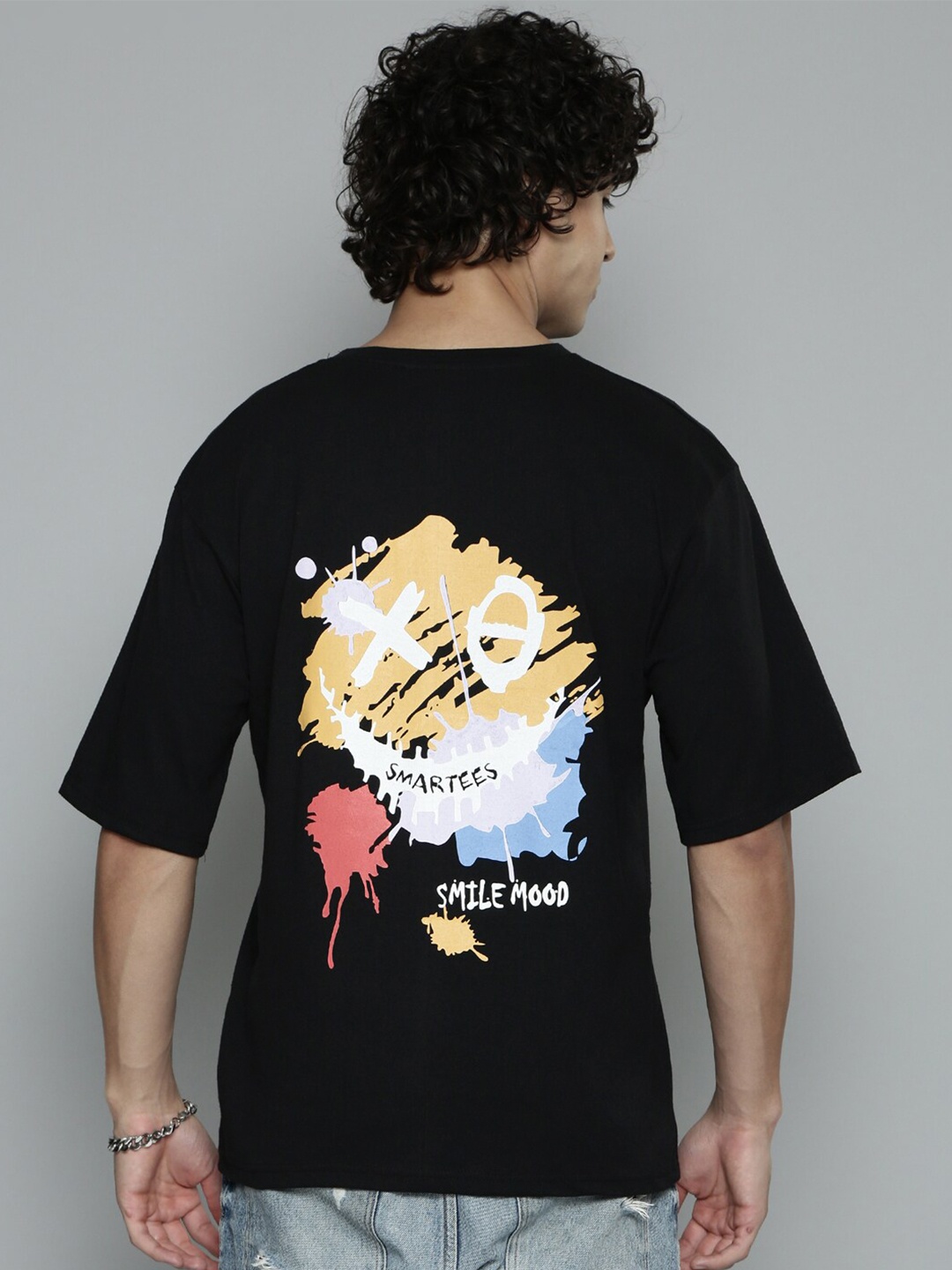 

SMARTEES Men Printed Oversized Cotton T-shirt, Black