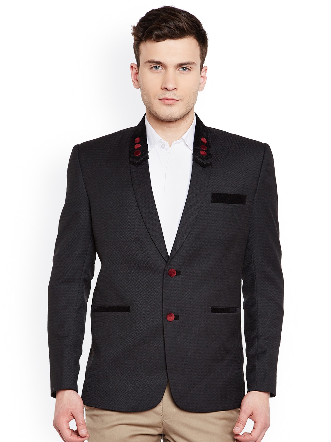 

Wintage Black Self Design Single-Breasted Tailored Fit Formal Blazer