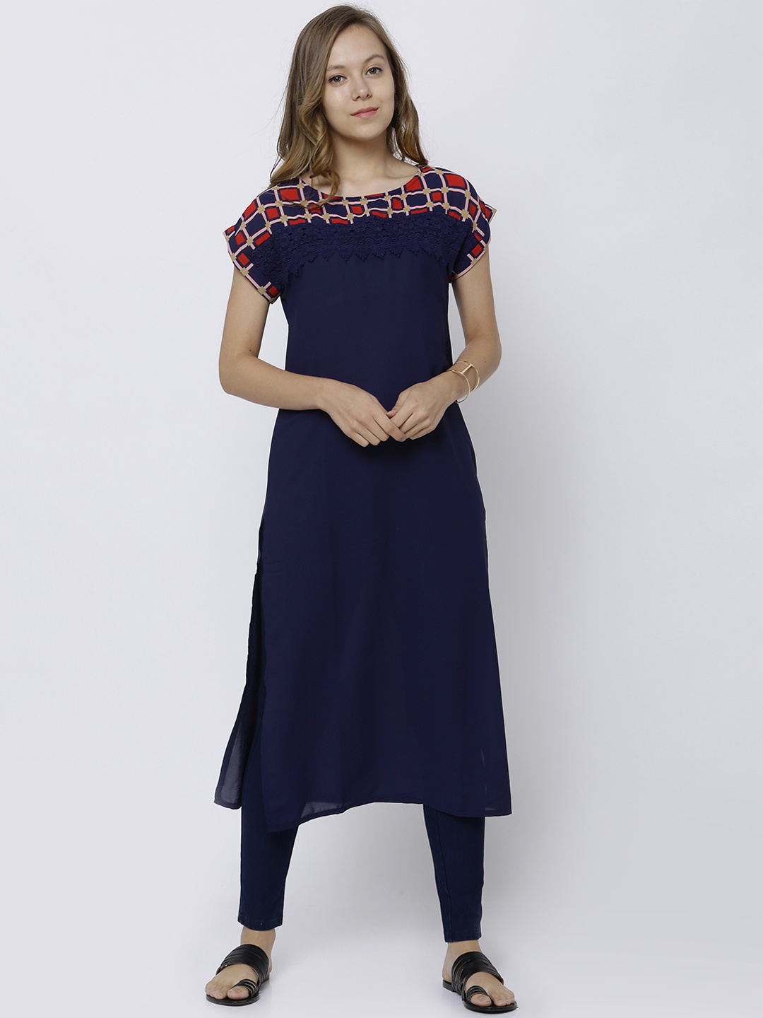 

Vishudh Women Navy Blue & Red Printed Straight Kurta