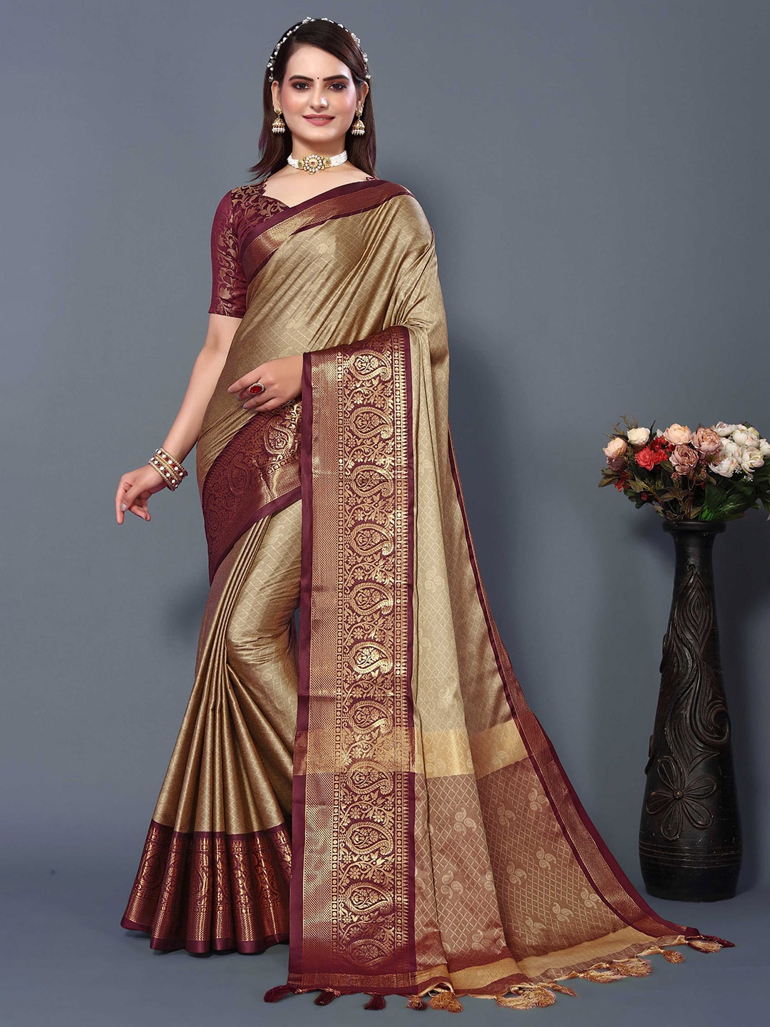 

Mitera Ethnic Motifs Woven Design Zari Silk Cotton Banarasi Saree, Beige