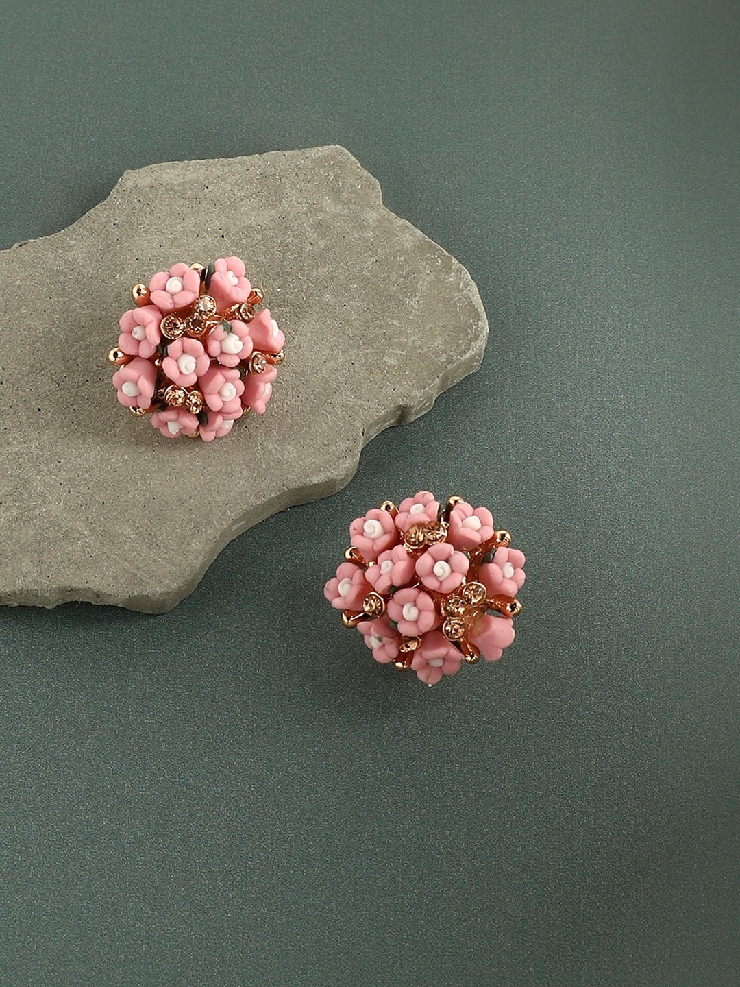 

SOHI Gold-Plated Contemporary Studs Earrings