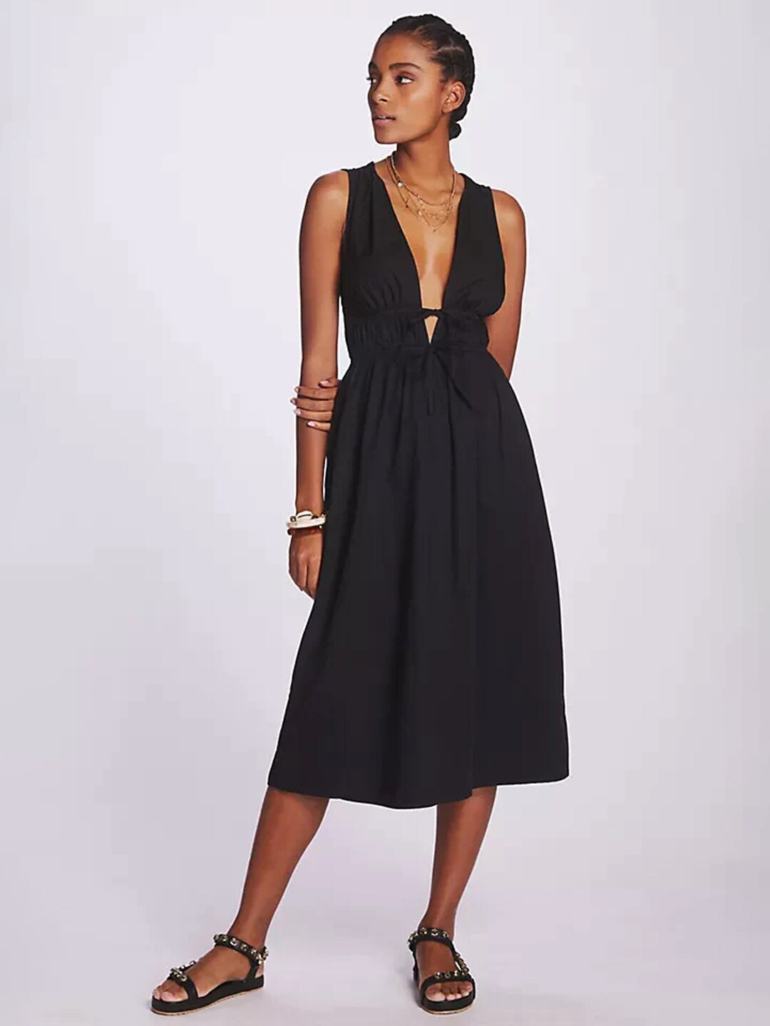 

Styched V-Neck Tie-ups Detail Fit & Flare Midi Dress, Black