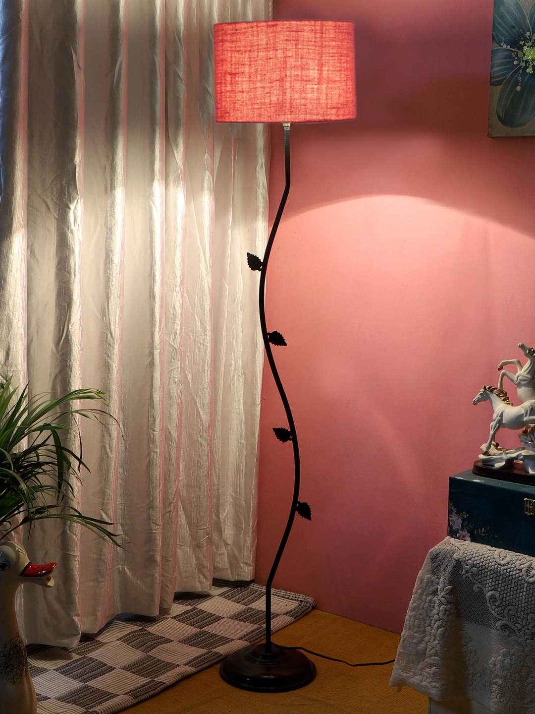 

Devansh Pink & Black Textured Jute Shade Floor Lamp