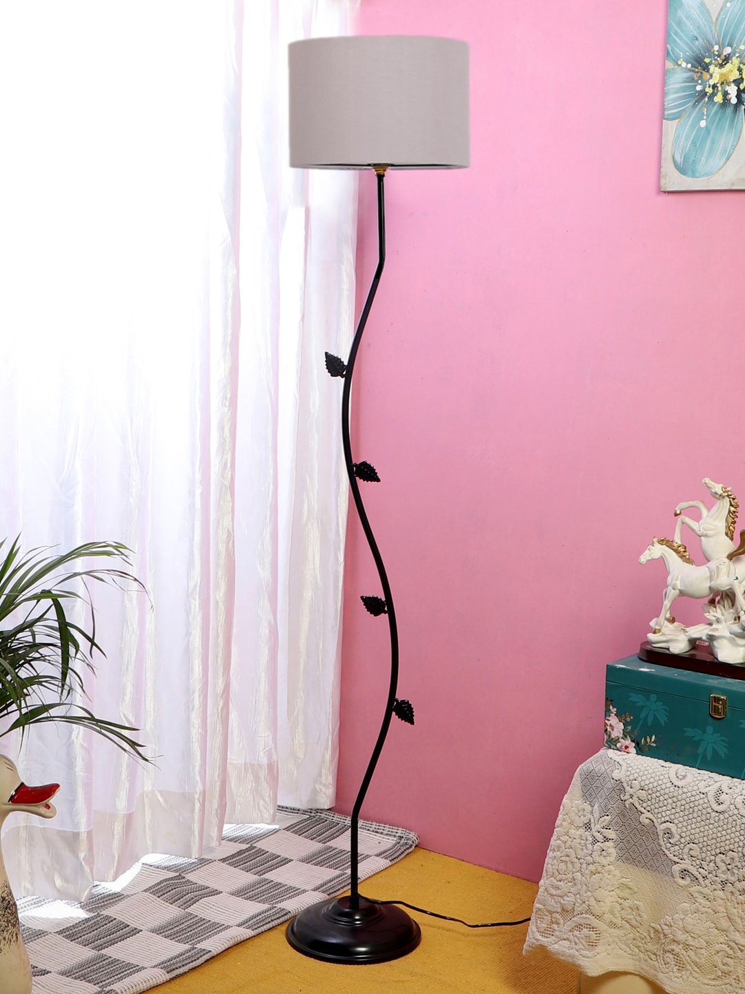 

Devansh Grey & Black Textured Floor Lamp