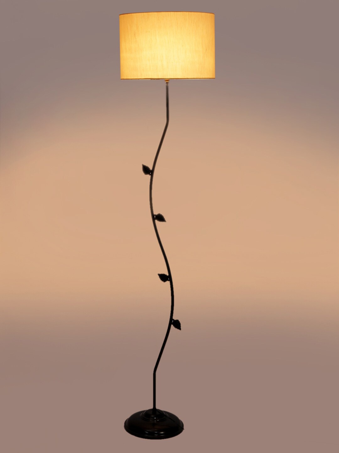 

Devansh White & Black Textured Floor Lamp