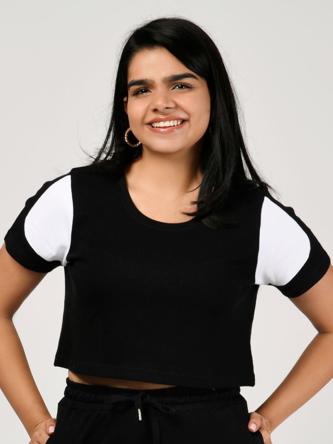 

aastey Round Neck Regular Cotton Crop Top, Black