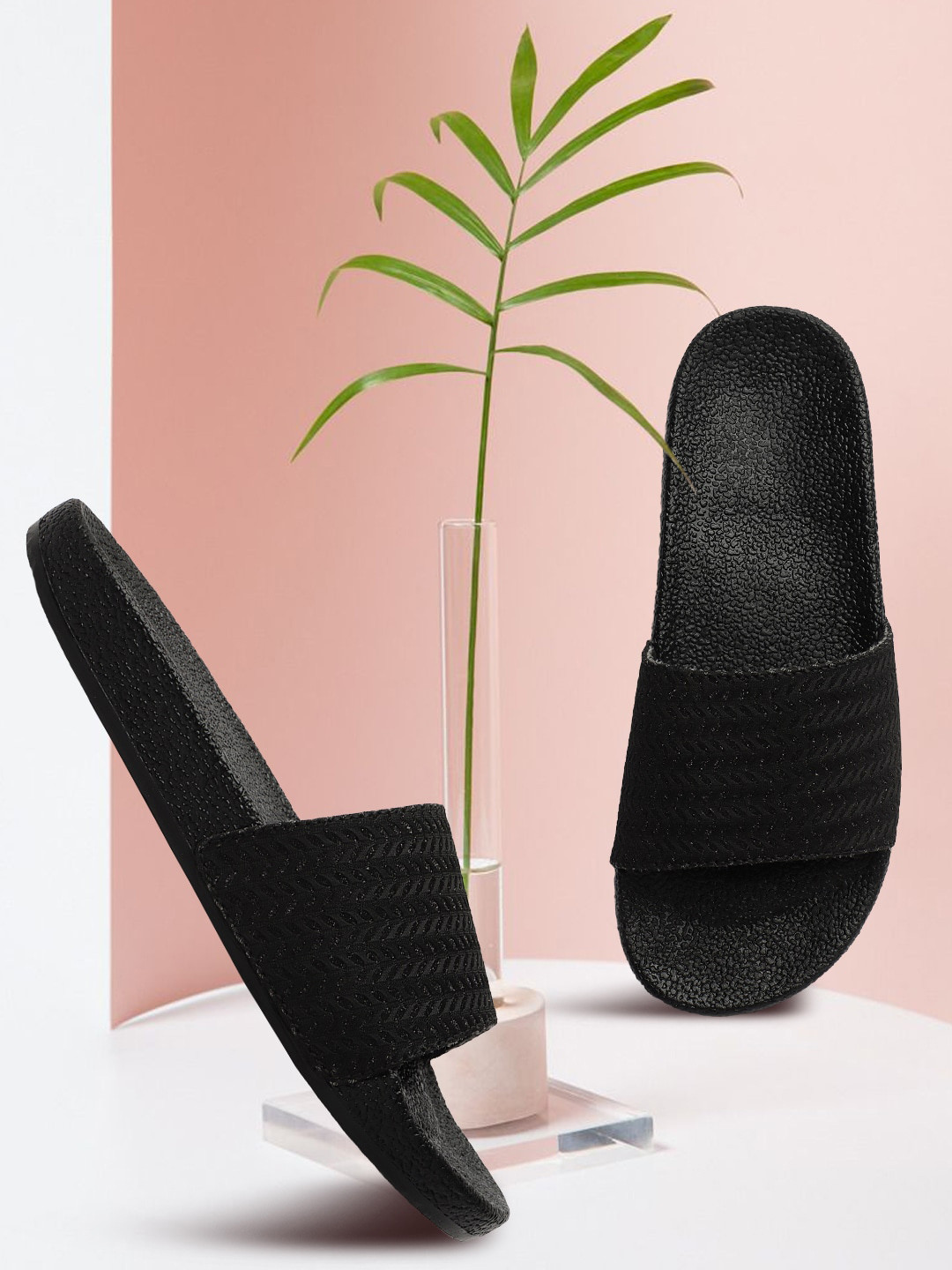 

OPHELIA Women Shimmered Sliders, Black