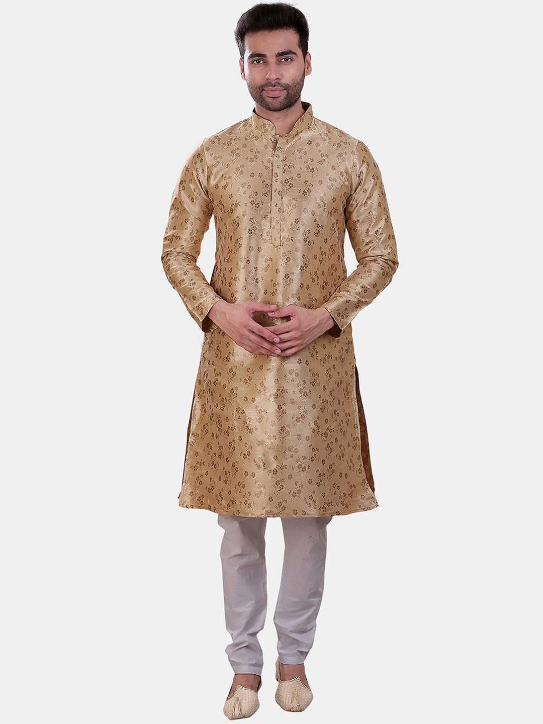 

Avaeta Floral Woven Design Regular Kurta With Pyjamas, Gold