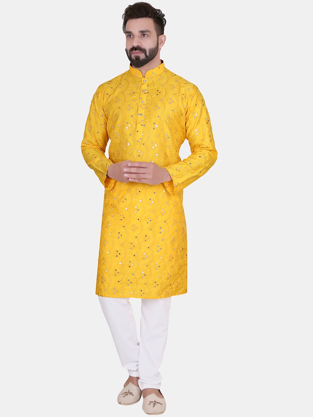 

Avaeta Ethnic Motifs Embroidered Mirror Work Kurta With Pyjamas, Yellow