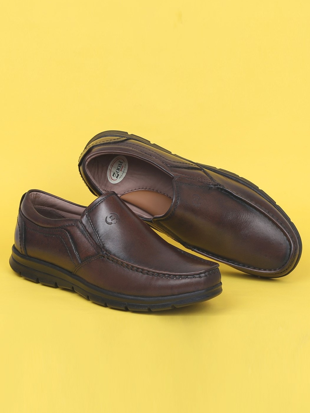 

Zoom Shoes Men Lightweight Leather Comfort Insole Penny Loafers, Brown
