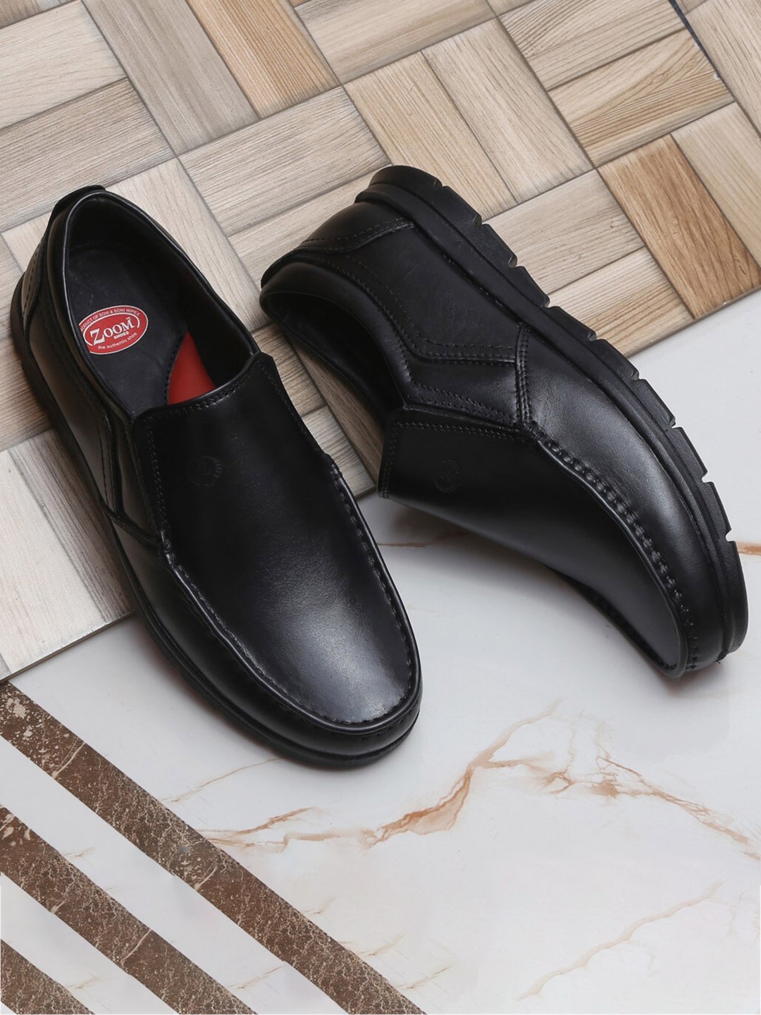 

Zoom Shoes Men Lightweight Leather Slip-On Sneakers, Black