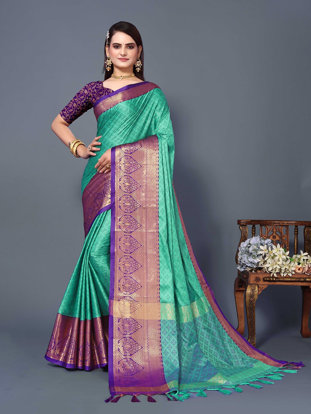 

Mitera Woven Design Zari Silk Cotton Banarasi Saree, Green