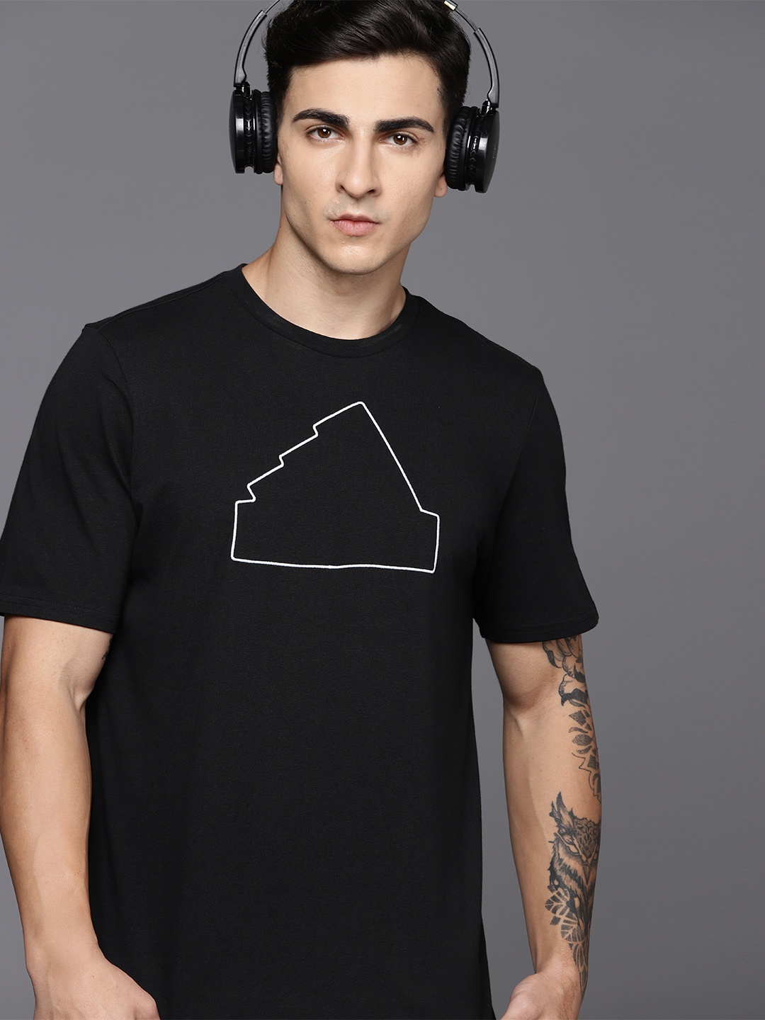 

ADIDAS Brand Logo Embroidered Pure Cotton Regular Fit FI C HEM T-shirt, Black