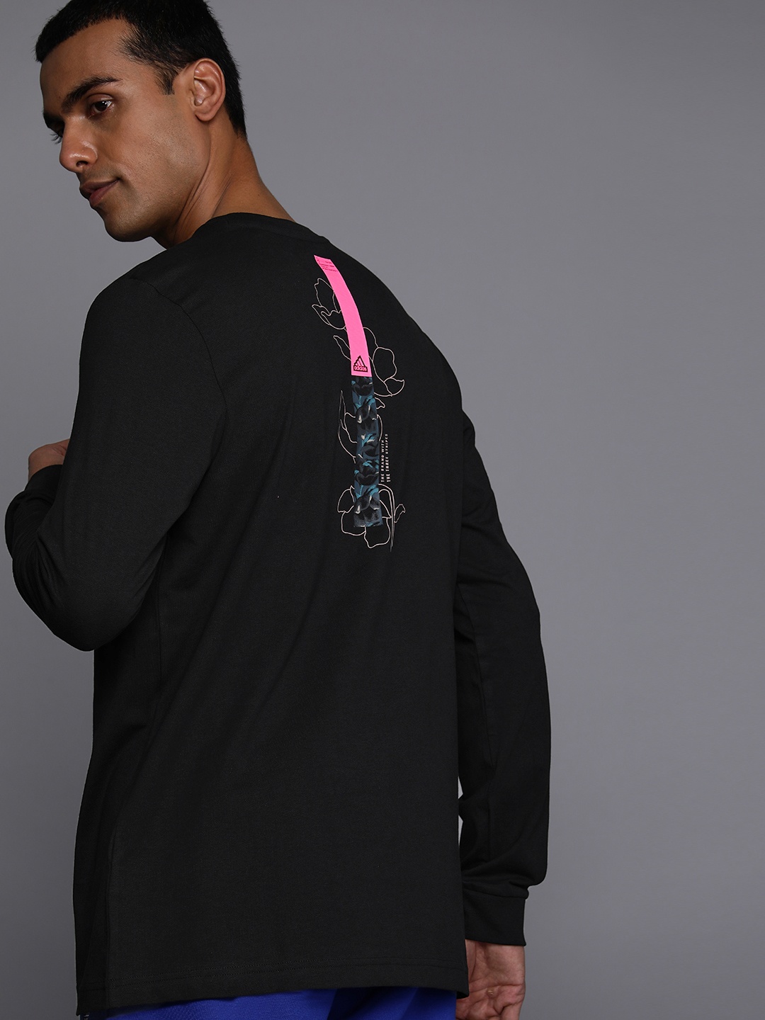 

ADIDAS City Escape Long Sleeves Pocket T-shirt, Black