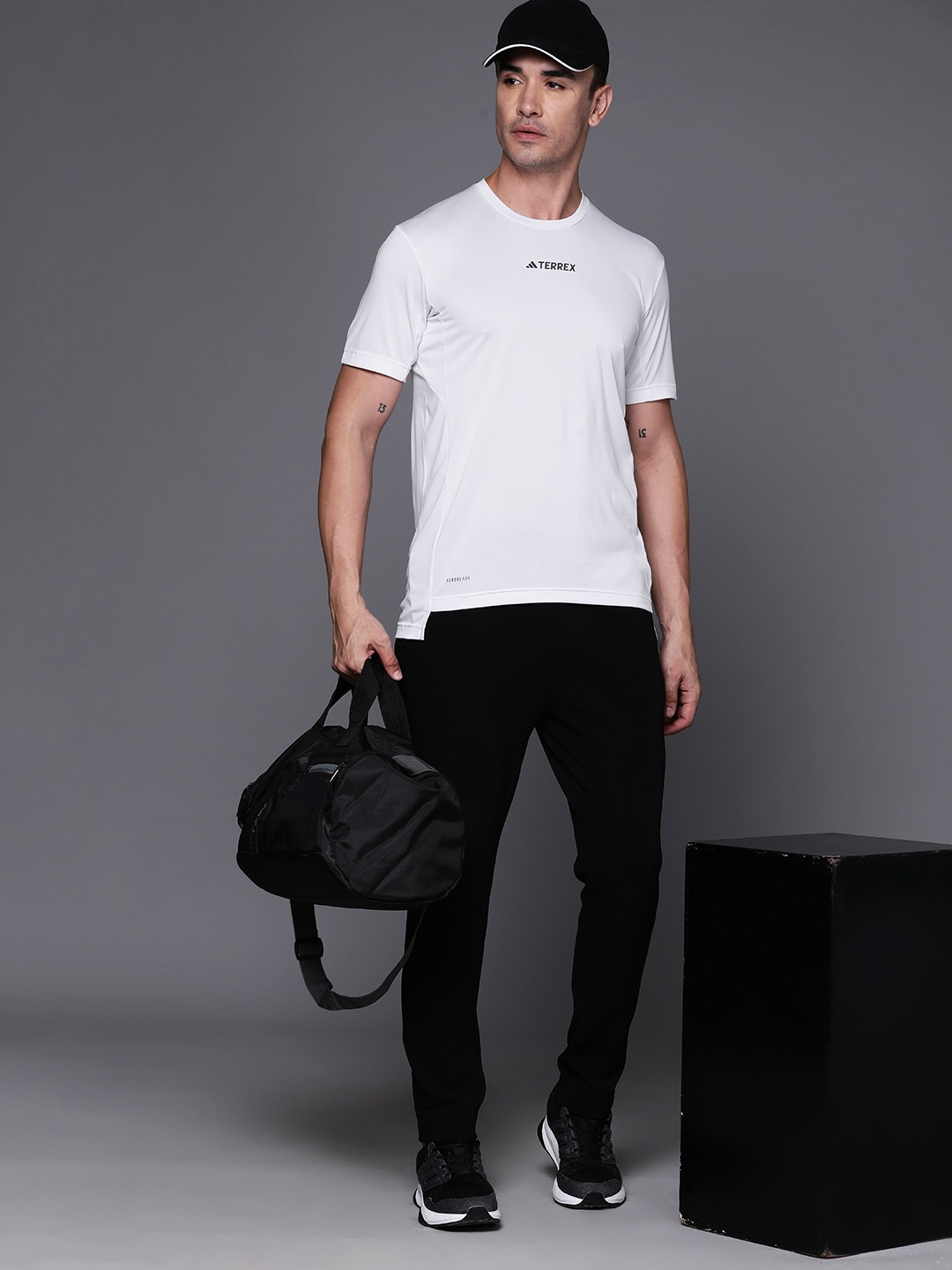 

ADIDAS Men MT Hiking T-shirt, White