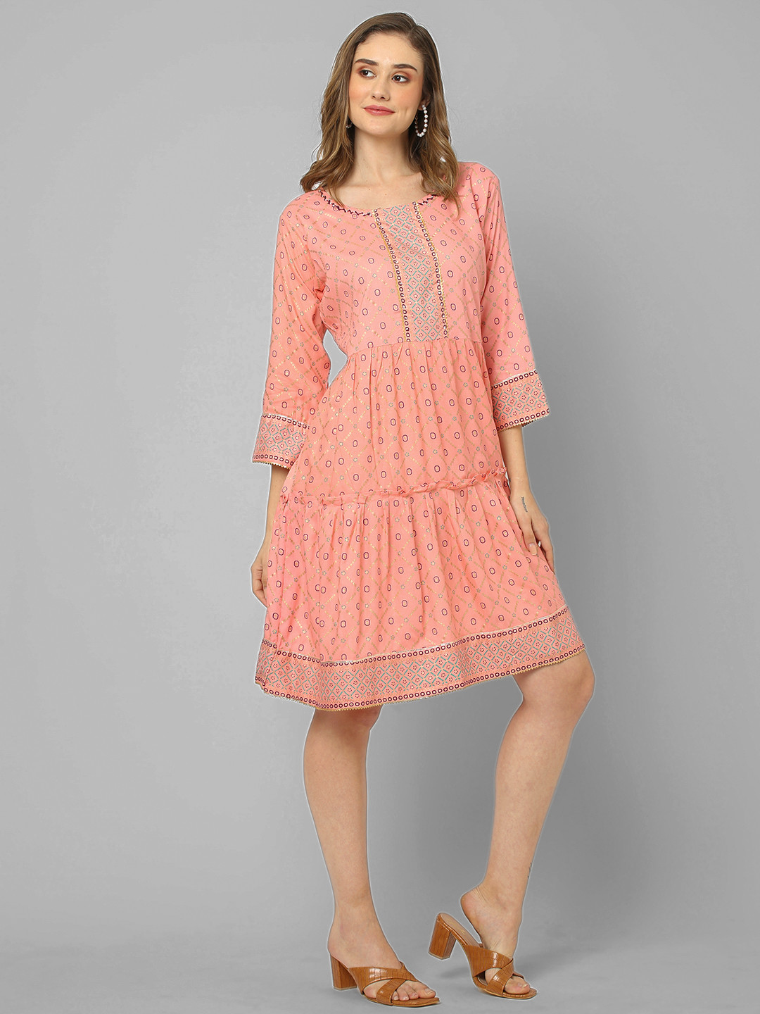 

Kiana House Of Fashion Geometric Printed Round Neck A-Line Dress, Pink