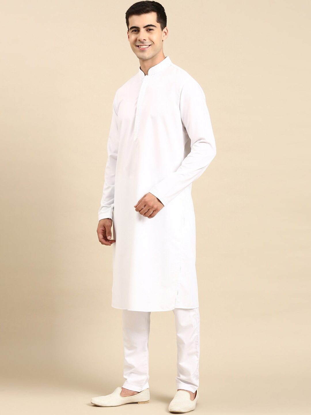 

TheEthnic.Co Mandarin Collar Long Sleeves Pure Cotton Kurta With Pyjamas, White