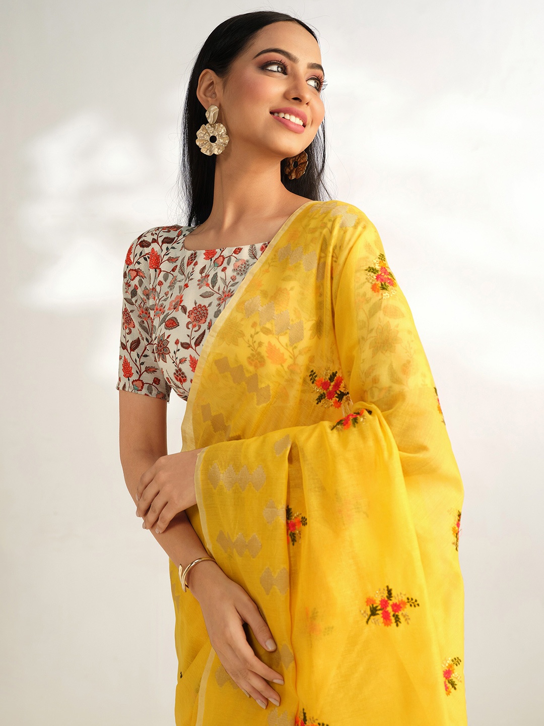 

Sangria Floral Embroidered Silk Cotton Saree, Yellow