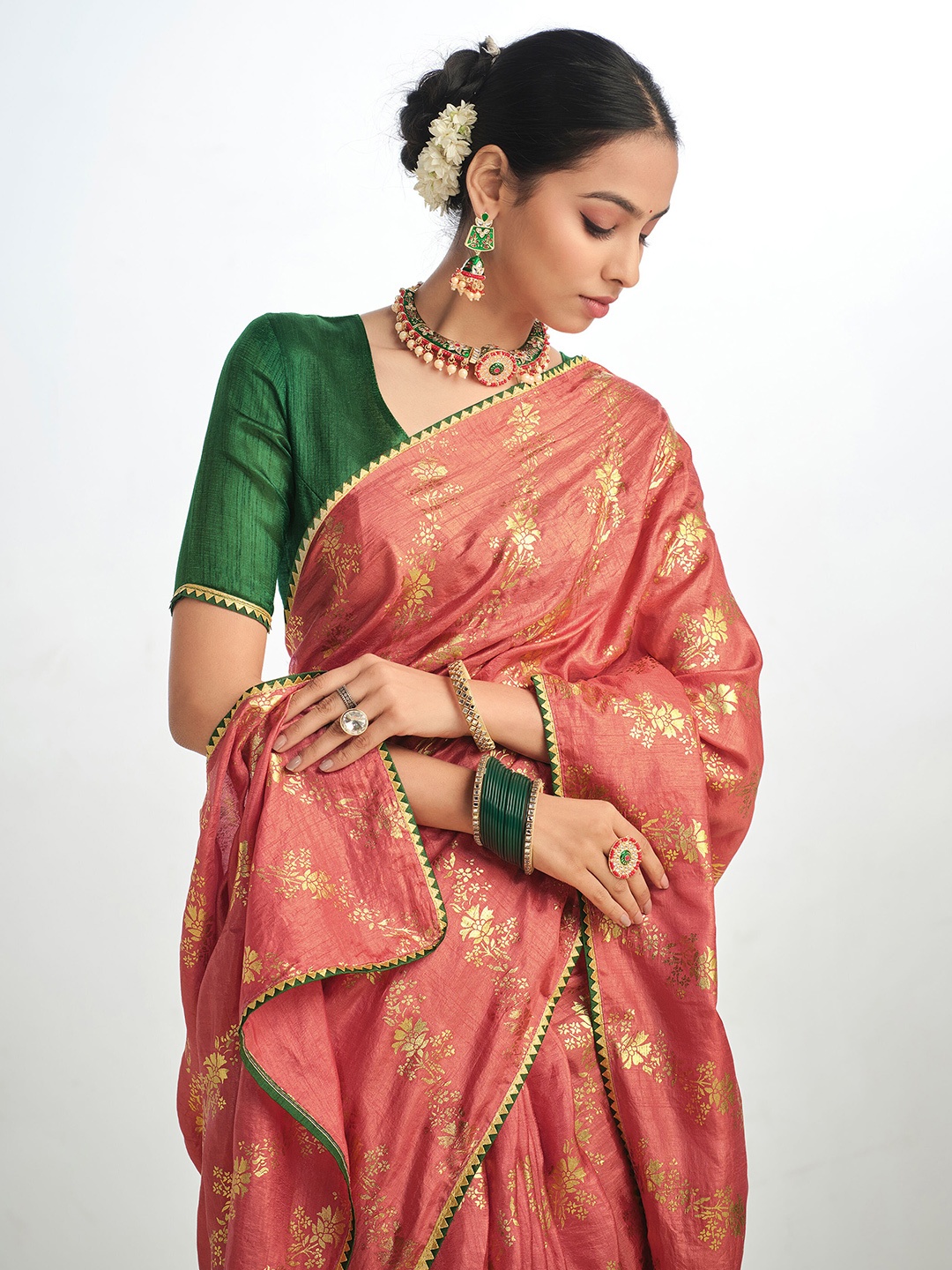 

Sangria Ethnic Motifs Printed Zari Saree, Peach