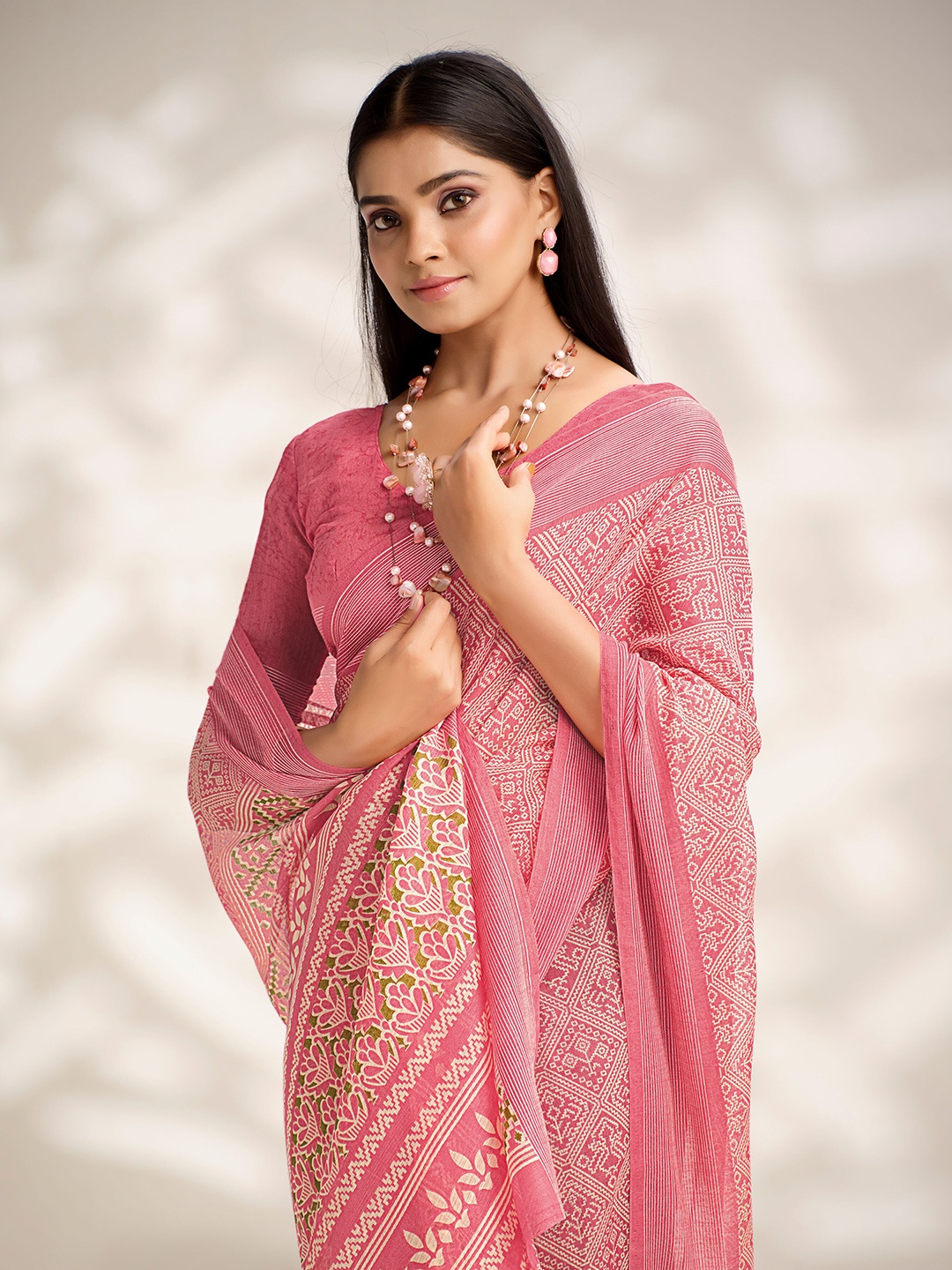 

Sangria Ethnic Motifs Printed Saree, Peach