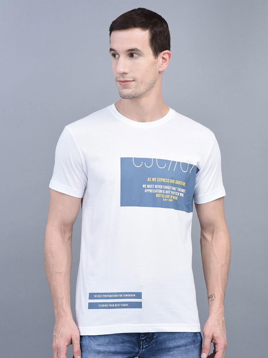 

COBB Typography Printed Round Neck Cotton T-shirt, White
