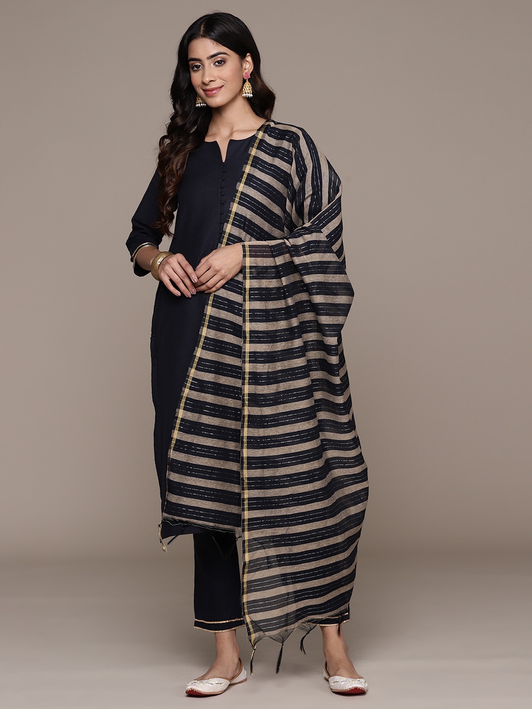 

Anubhutee Women Regular Kurta with Trousers & With Dupatta, Navy blue
