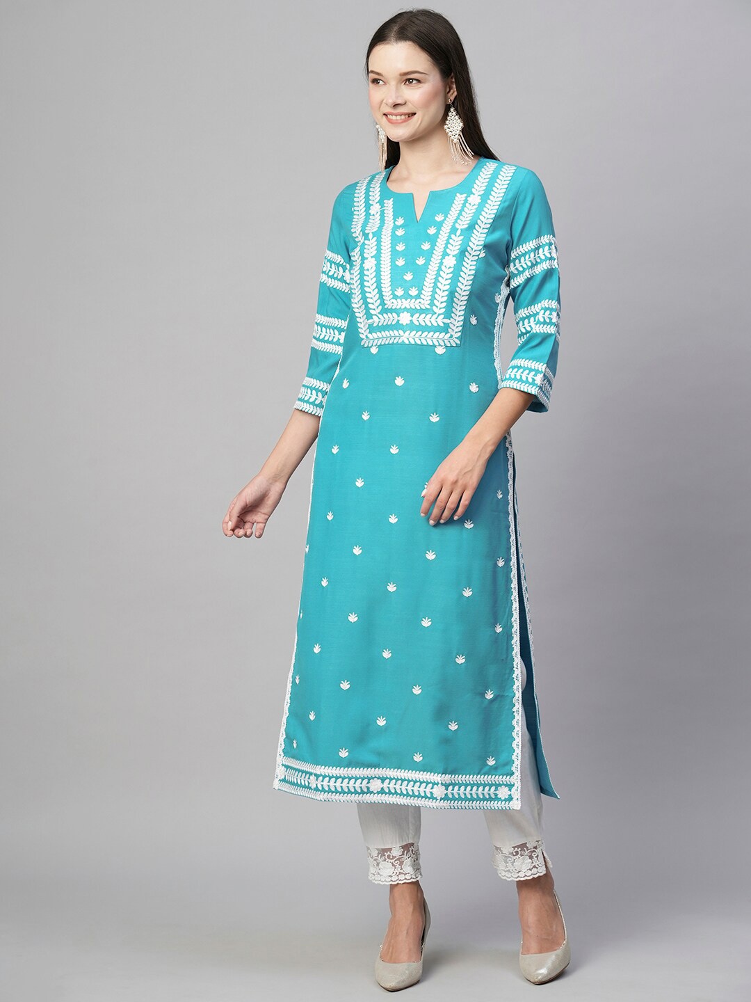 

KALINI Ethnic Motifs Embroidered Thread Work Straight Kurta, Blue