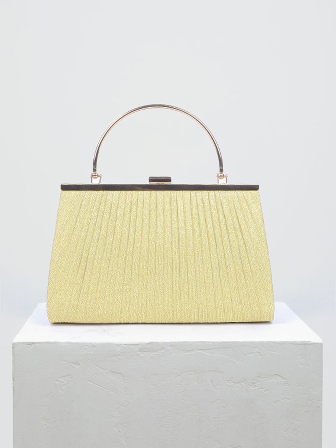 

Carlton London Textured Purse Clutch With Wrist Loop, Gold