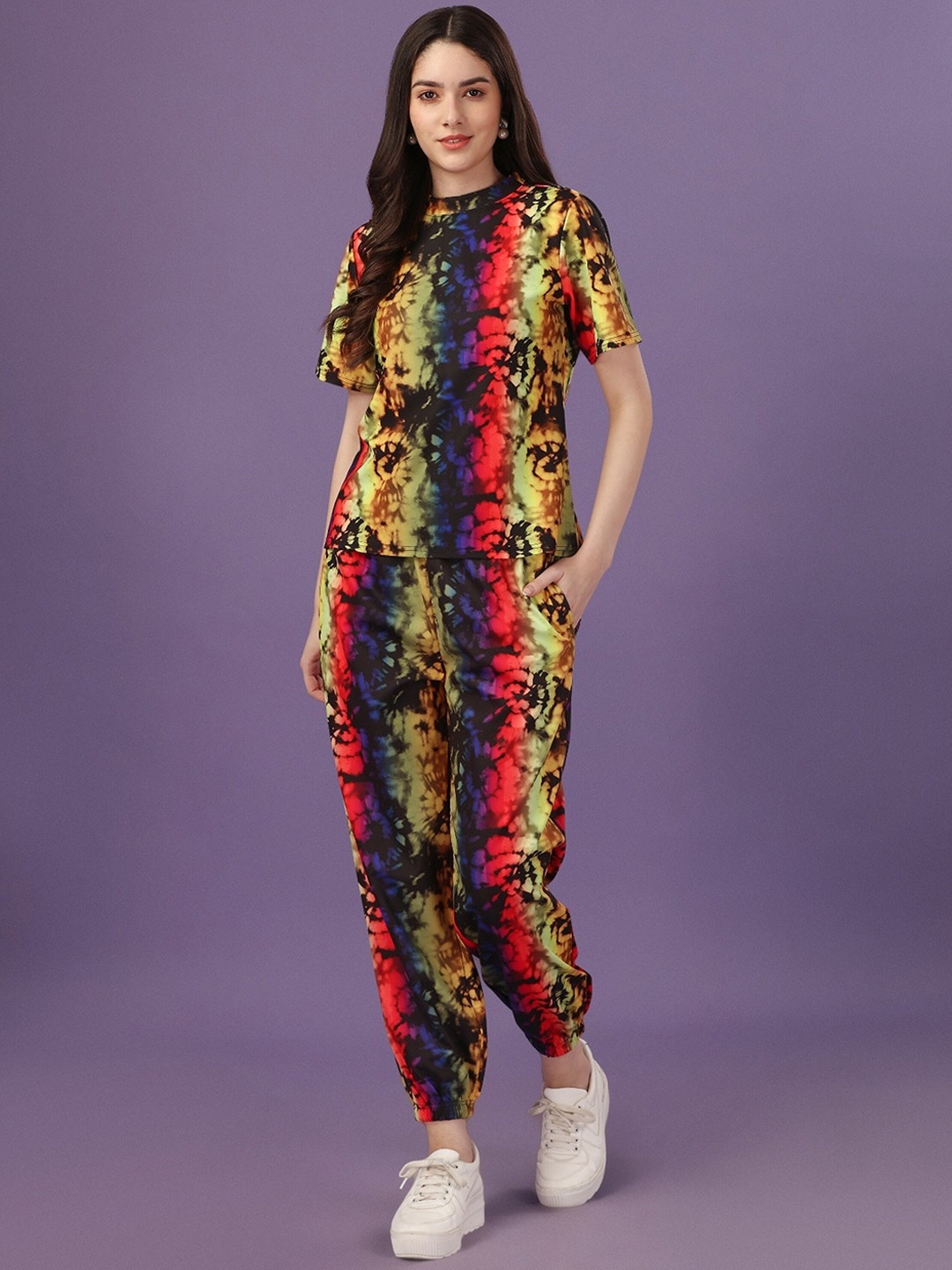 

UDBHAV TEXTILE Tie-Dyed T-Shirt With Joggers Co-Ords Set, Yellow