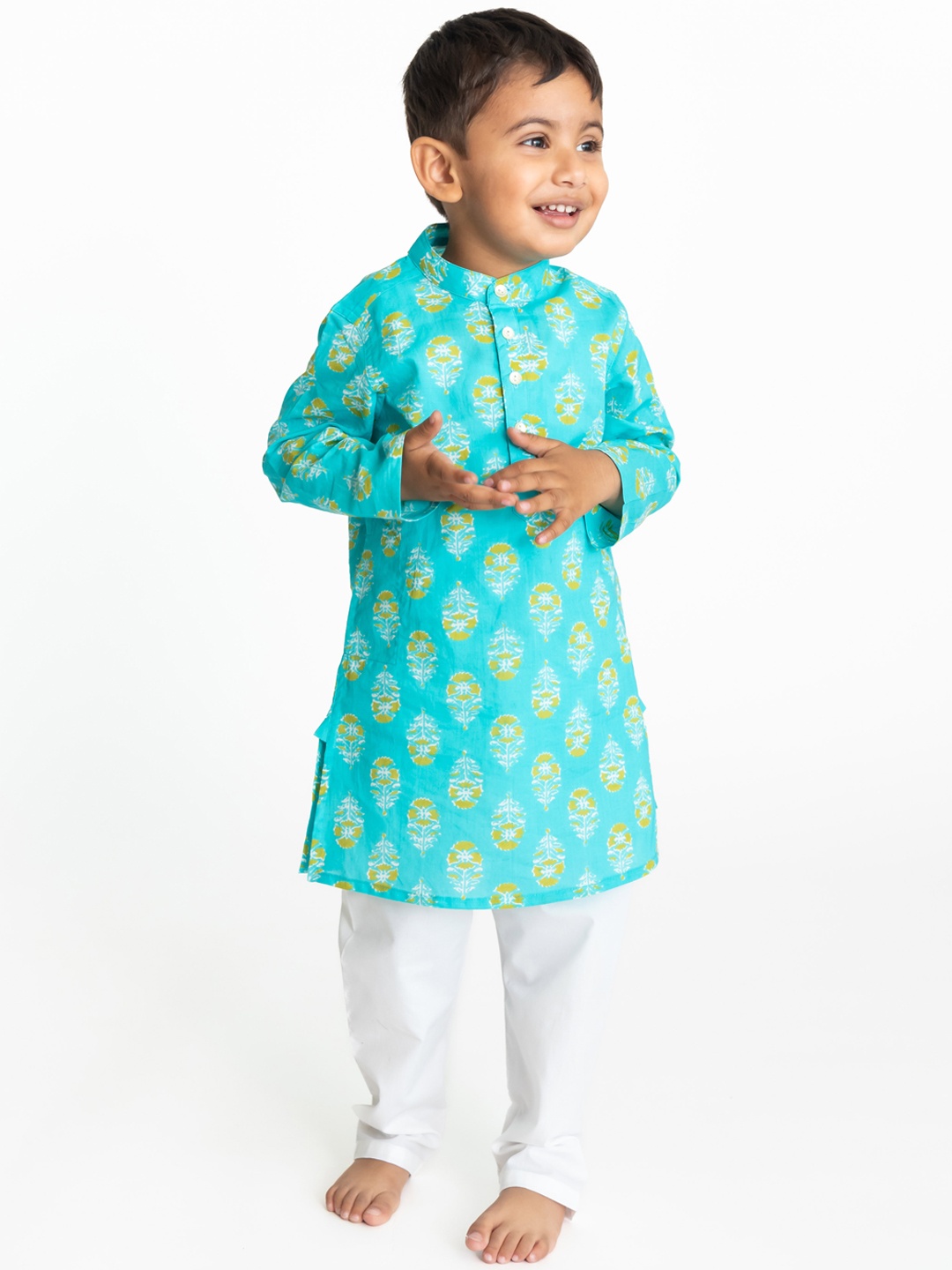 

Campana Boys Ethnic Motifs Printed Regular Pure Cotton Kurta with Pyjamas, Turquoise blue