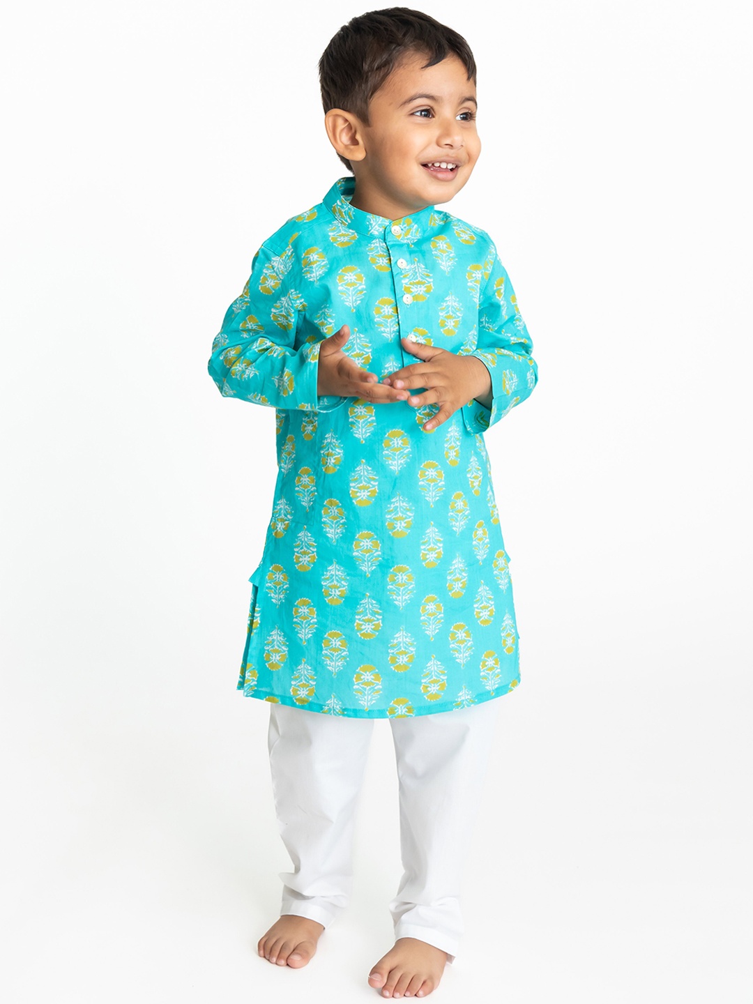 

Campana Boys Floral Printed Regular Pure Cotton Kurta with Pyjamas, Turquoise blue