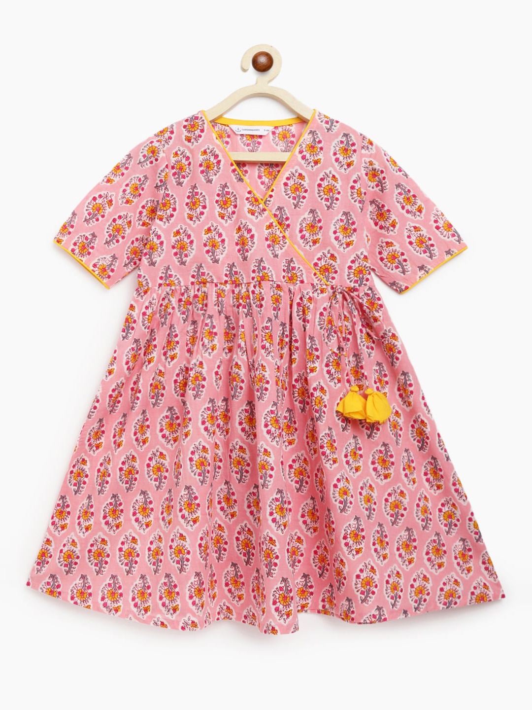 

Campana Girls Floral Printed V-Neck Cotton A-Line Kurta, Pink