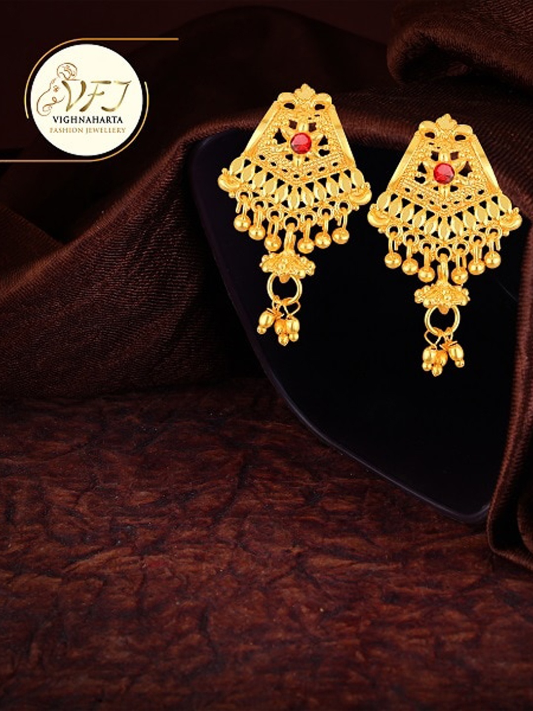 

Vighnaharta Gold-Plated Contemporary Drop Earrings
