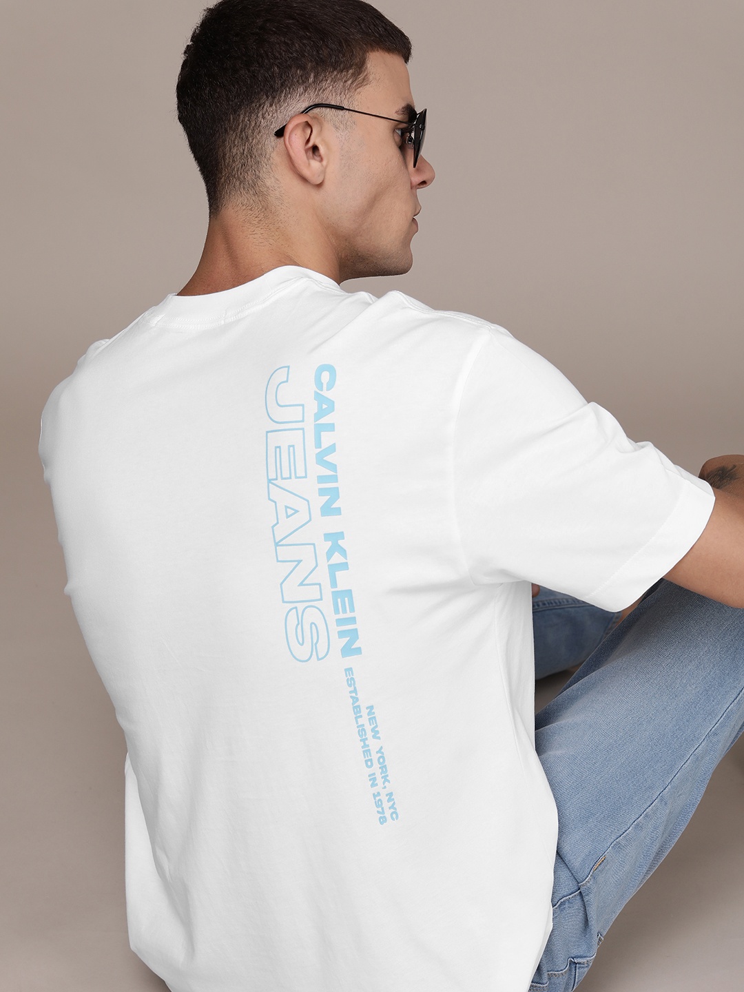 

Calvin Klein Jean Brand Logo Printed Drop-Shoulder Sleeves Pure Cotton Boxy T-shirt, White